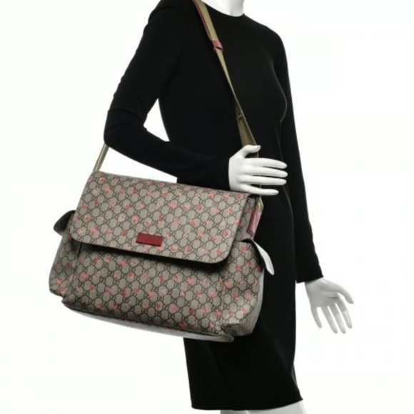 ✨ Authentic Strawberry Gucci Diaper Bag – Gently Used & Gorgeous! 🍓👜 - Picture 2 of 4